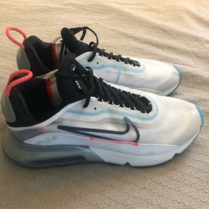 Nike 2020 Air Max 2090 'Pure Platinum'